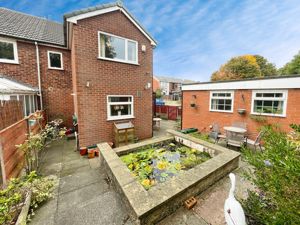 Photo 6- click for photo gallery